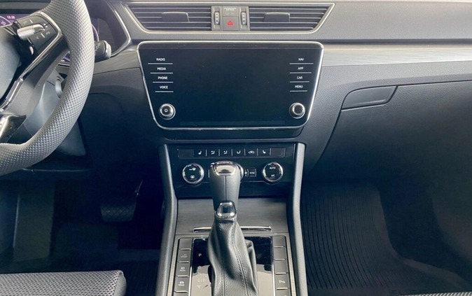 Skoda Superb cena 198700 przebieg: 1, rok produkcji 2024 z Gogolin małe 704